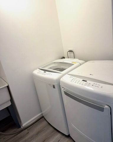 8925 Pheasant Lake Drive, Tinley Park, IL 60487