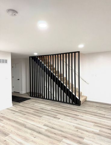 8925 Pheasant Lake Drive, Tinley Park, IL 60487