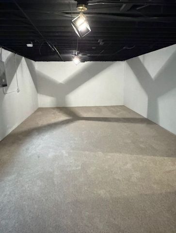 8925 Pheasant Lake Drive, Tinley Park, IL 60487