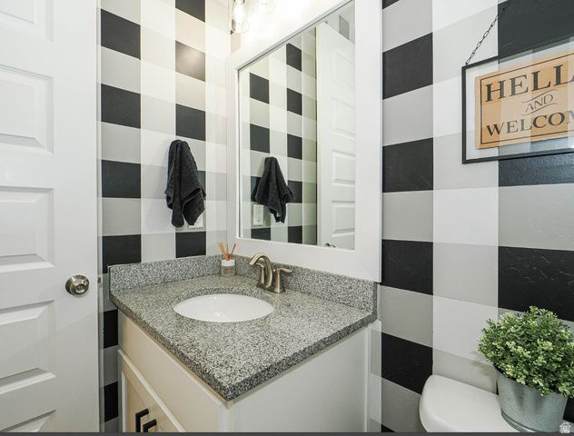 154 E ZINFANDEL LN, Vineyard, UT 84059