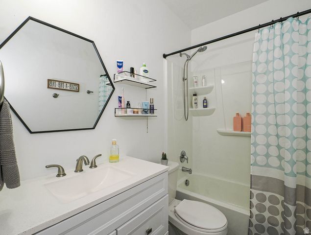 154 E ZINFANDEL LN, Vineyard, UT 84059