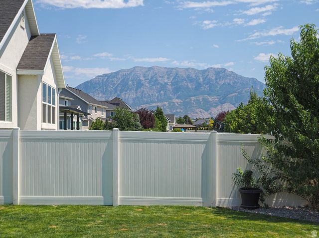 154 E ZINFANDEL LN, Vineyard, UT 84059