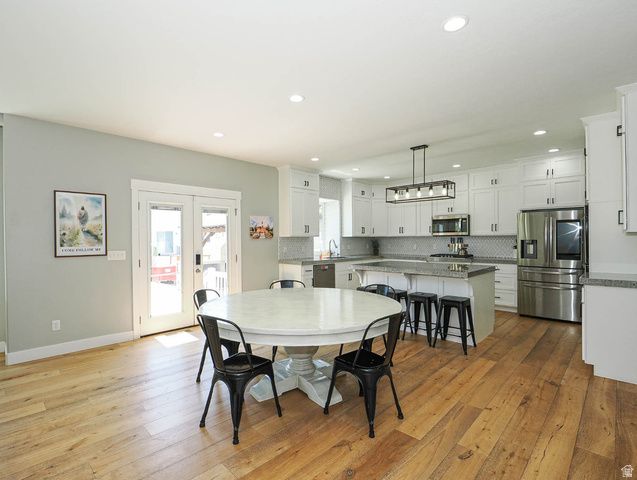 154 E ZINFANDEL LN, Vineyard, UT 84059