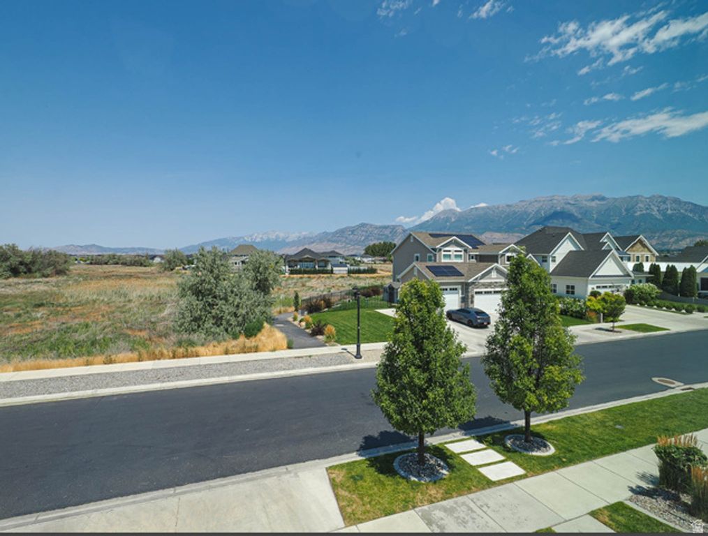 154 E ZINFANDEL LN, Vineyard, UT 84059 — photo 3