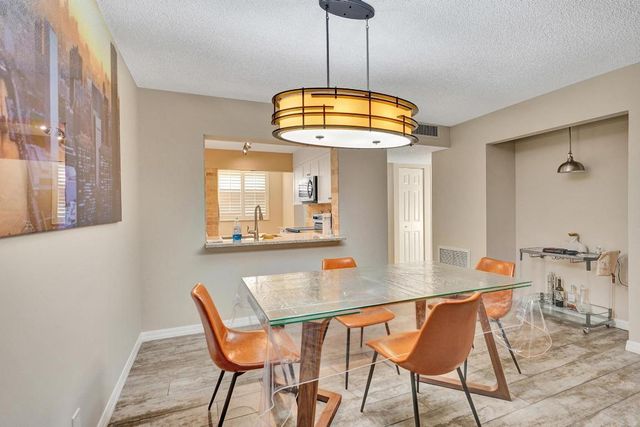 2070 Homewood 214, Delray Beach, FL 33445