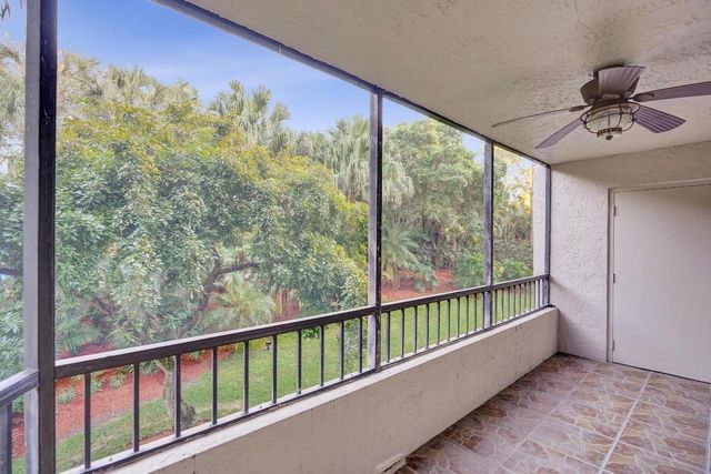 2070 Homewood 214, Delray Beach, FL 33445