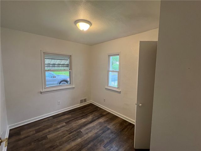 704 Ohio Ave., Glassport, PA 15045