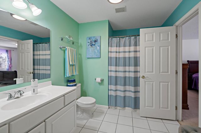 3690 Commonwealth Road, Woodbury, MN 55125