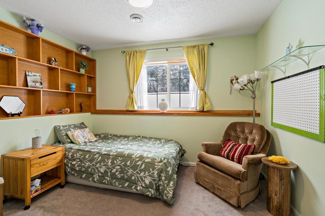 3690 Commonwealth Road, Woodbury, MN 55125