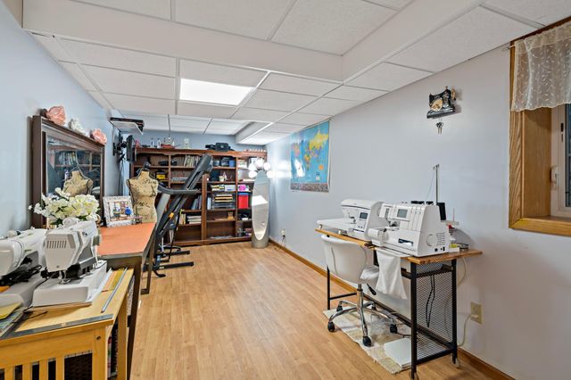 3690 Commonwealth Road, Woodbury, MN 55125