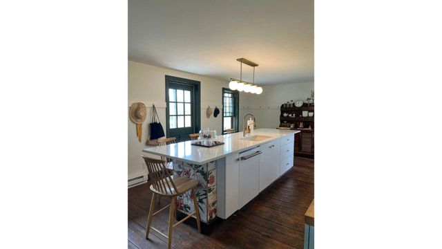 382 South Main Street, Alburgh, VT 05440