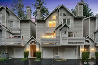 601 12th Avenue NW #E4, Issaquah, WA 98027