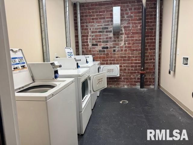 1317 5TH Avenue, Moline, IL 61265