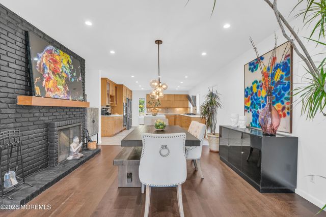 19 W Parkway Place, Holmdel, NJ 07733