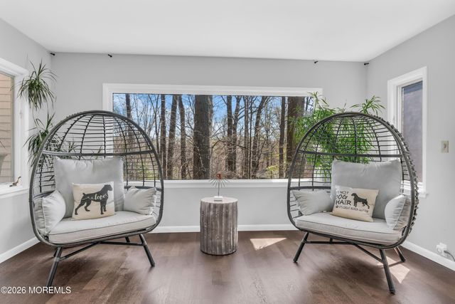 19 W Parkway Place, Holmdel, NJ 07733