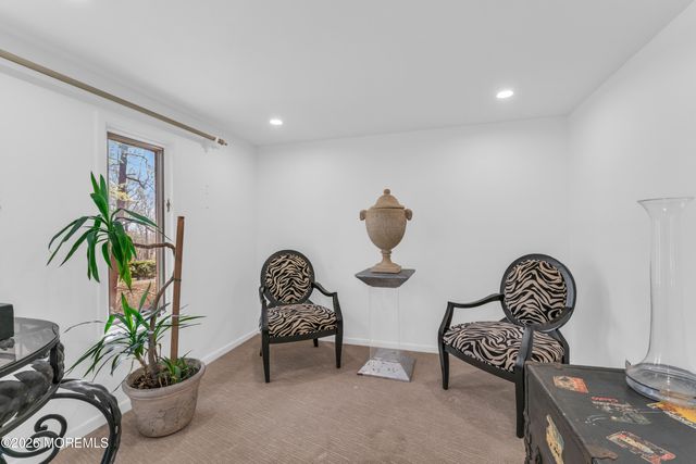 19 W Parkway Place, Holmdel, NJ 07733