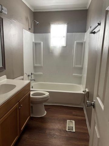 2020 Berrell Avenue, Columbus, OH 43219