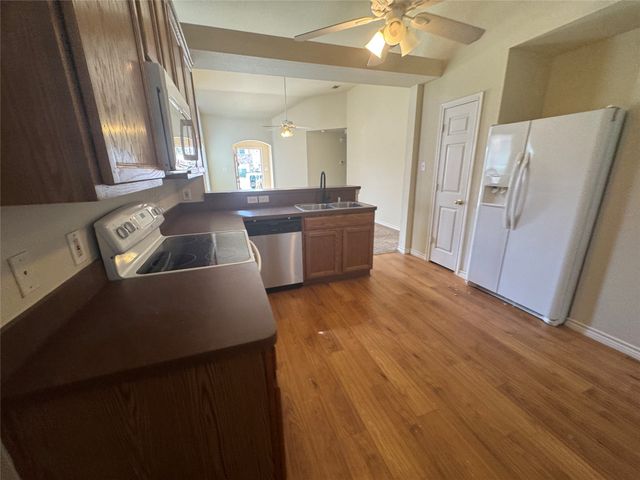 8905 Stewart Street, Cross Roads, TX 76227