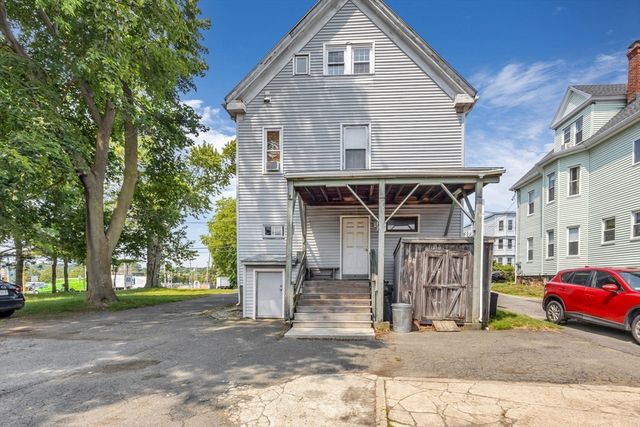 5 Beckford St 3, Beverly, MA 01915