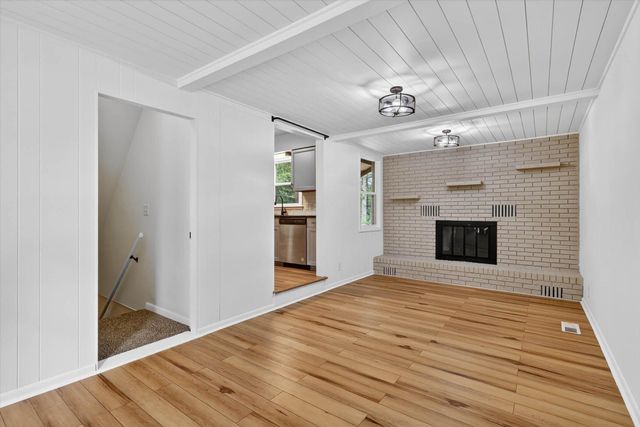 2620 Kraft Avenue Se, Cascade Twp, MI 49546