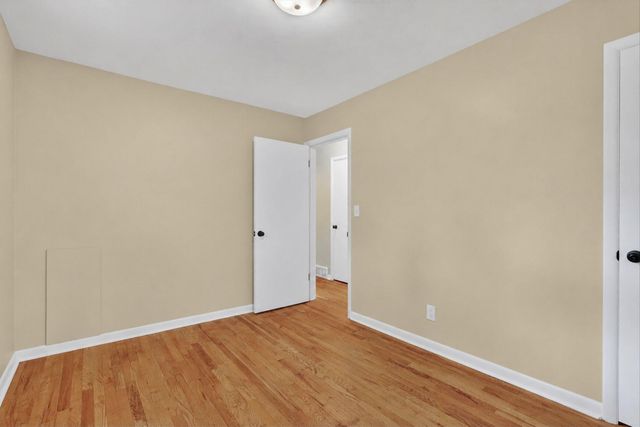 2620 Kraft Avenue Se, Cascade Twp, MI 49546
