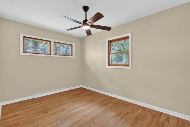 2620 Kraft Avenue Se, Cascade Twp, MI 49546