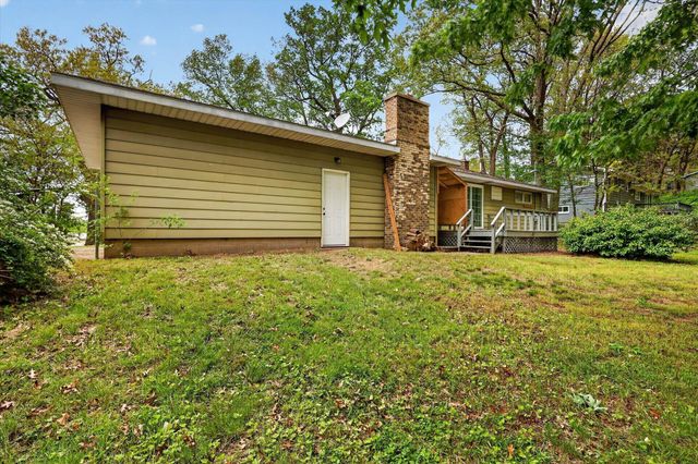 2620 Kraft Avenue Se, Cascade Twp, MI 49546
