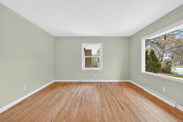 2620 Kraft Avenue Se, Cascade Twp, MI 49546