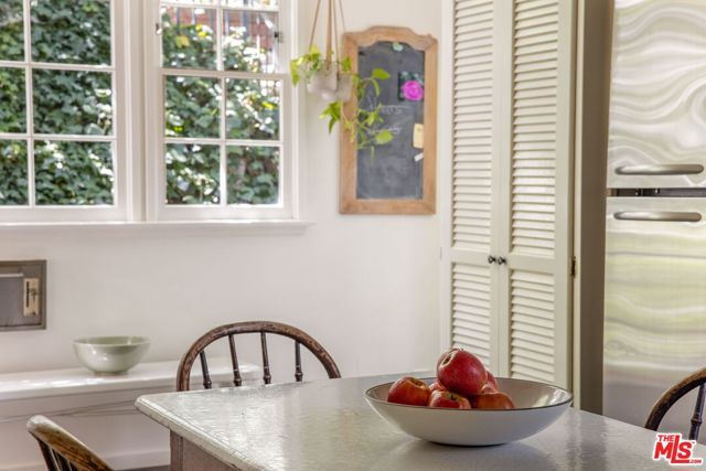 5630 Spreading Oak Drive, Los Angeles, CA 90068