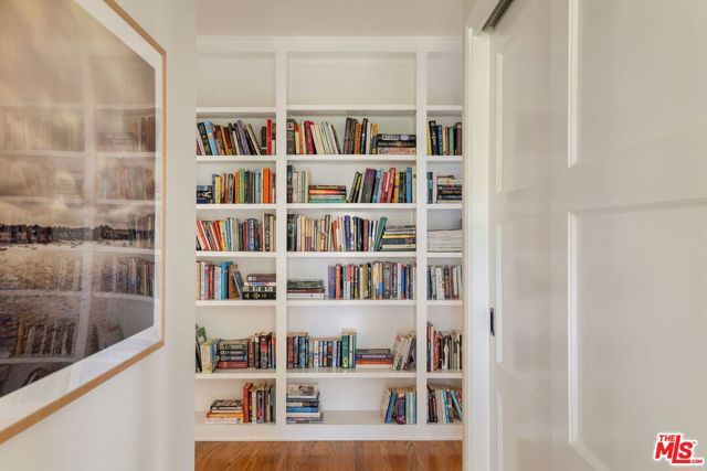 5630 Spreading Oak Drive, Los Angeles, CA 90068