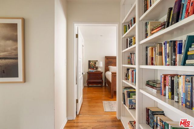 5630 Spreading Oak Drive, Los Angeles, CA 90068