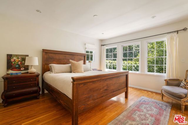 5630 Spreading Oak Drive, Los Angeles, CA 90068