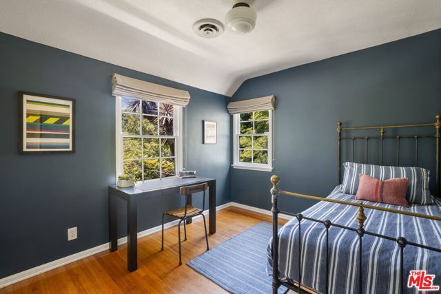 5630 Spreading Oak Drive, Los Angeles, CA 90068