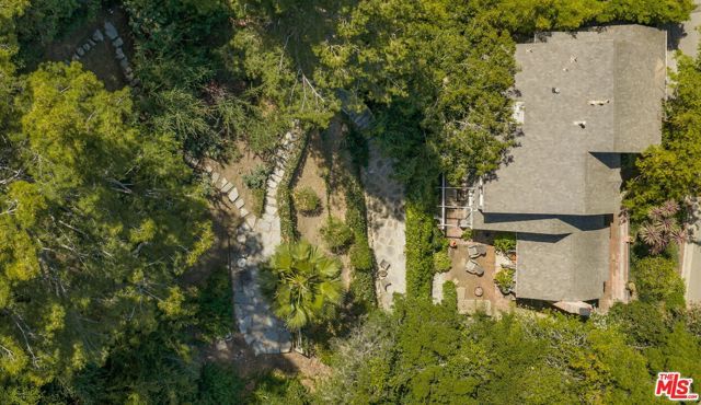 5630 Spreading Oak Drive, Los Angeles, CA 90068
