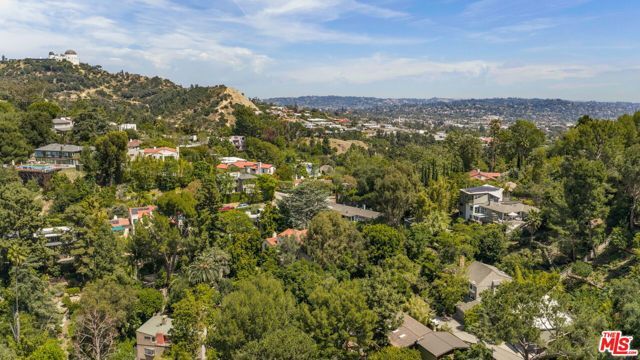 5630 Spreading Oak Drive, Los Angeles, CA 90068
