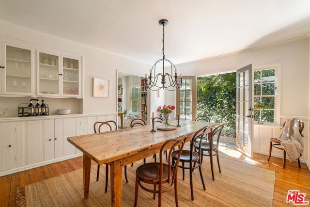 5630 Spreading Oak Drive, Los Angeles, CA 90068
