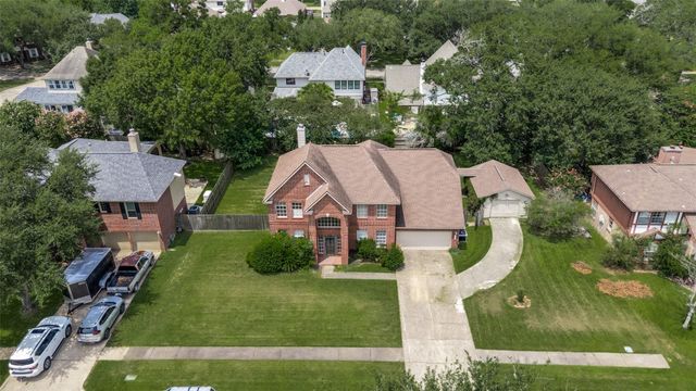 515 Brompton Lane, Highlands, TX 77562