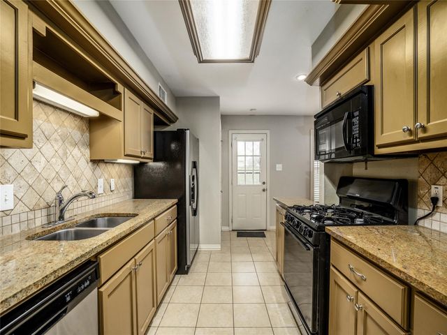 917 Warren Way, Richardson, TX 75080