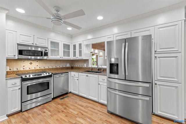 2045 Lindsay Lane S, Athens, AL 35613