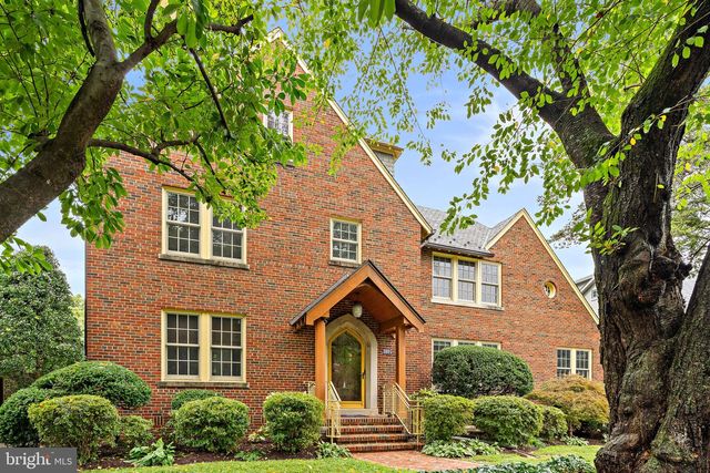 3805 GRAMERCY ST NW, Washington, DC 20016