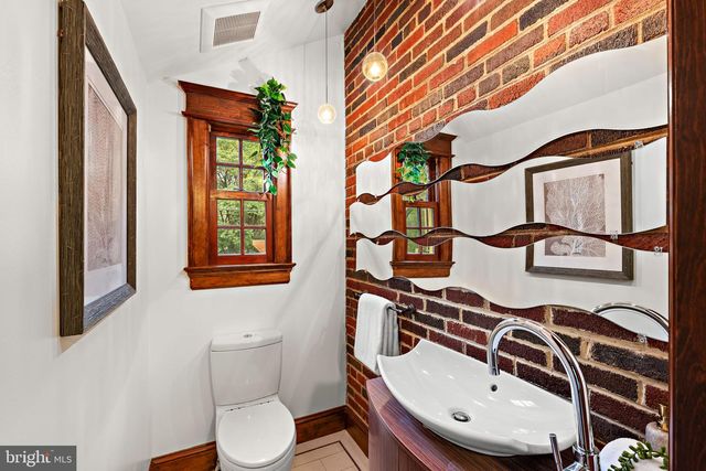 3805 GRAMERCY ST NW, Washington, DC 20016