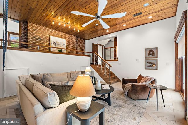 3805 GRAMERCY ST NW, Washington, DC 20016