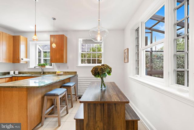3805 GRAMERCY ST NW, Washington, DC 20016