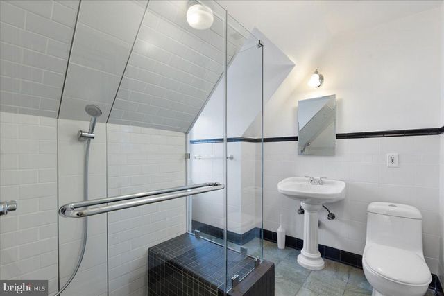 3805 GRAMERCY ST NW, Washington, DC 20016
