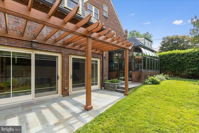 3805 GRAMERCY ST NW, Washington, DC 20016