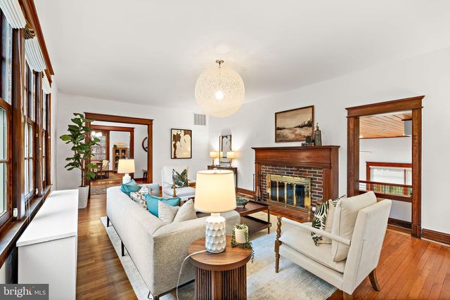 3805 GRAMERCY ST NW, Washington, DC 20016