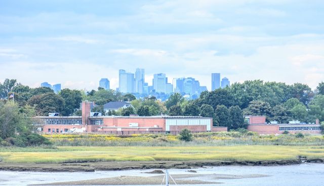 200 Cove Way 513, Quincy, MA 02169