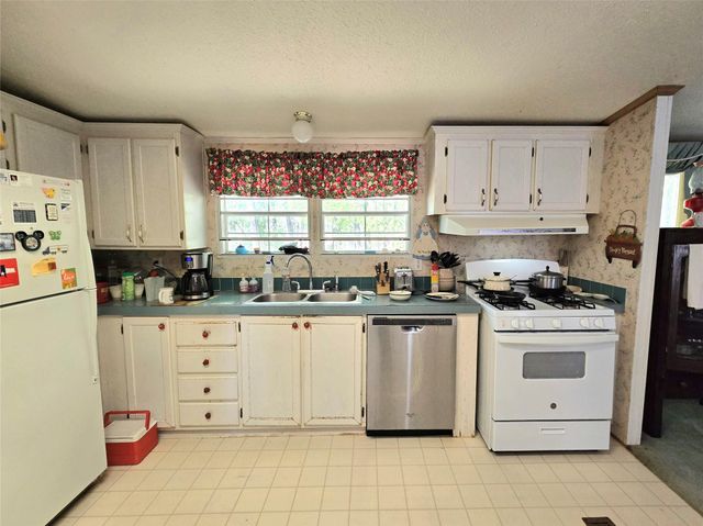 620 Easy Street, Cleveland, TX 77327