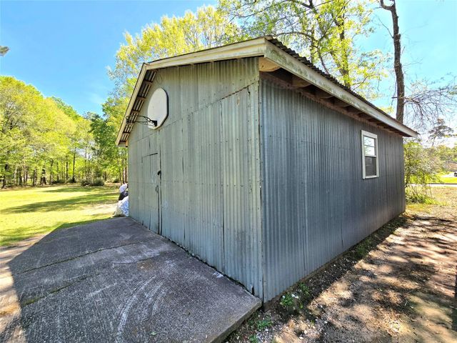 620 Easy Street, Cleveland, TX 77327