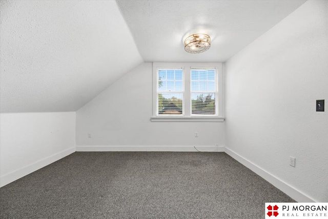 5116 Parker Street, Omaha, NE 68104